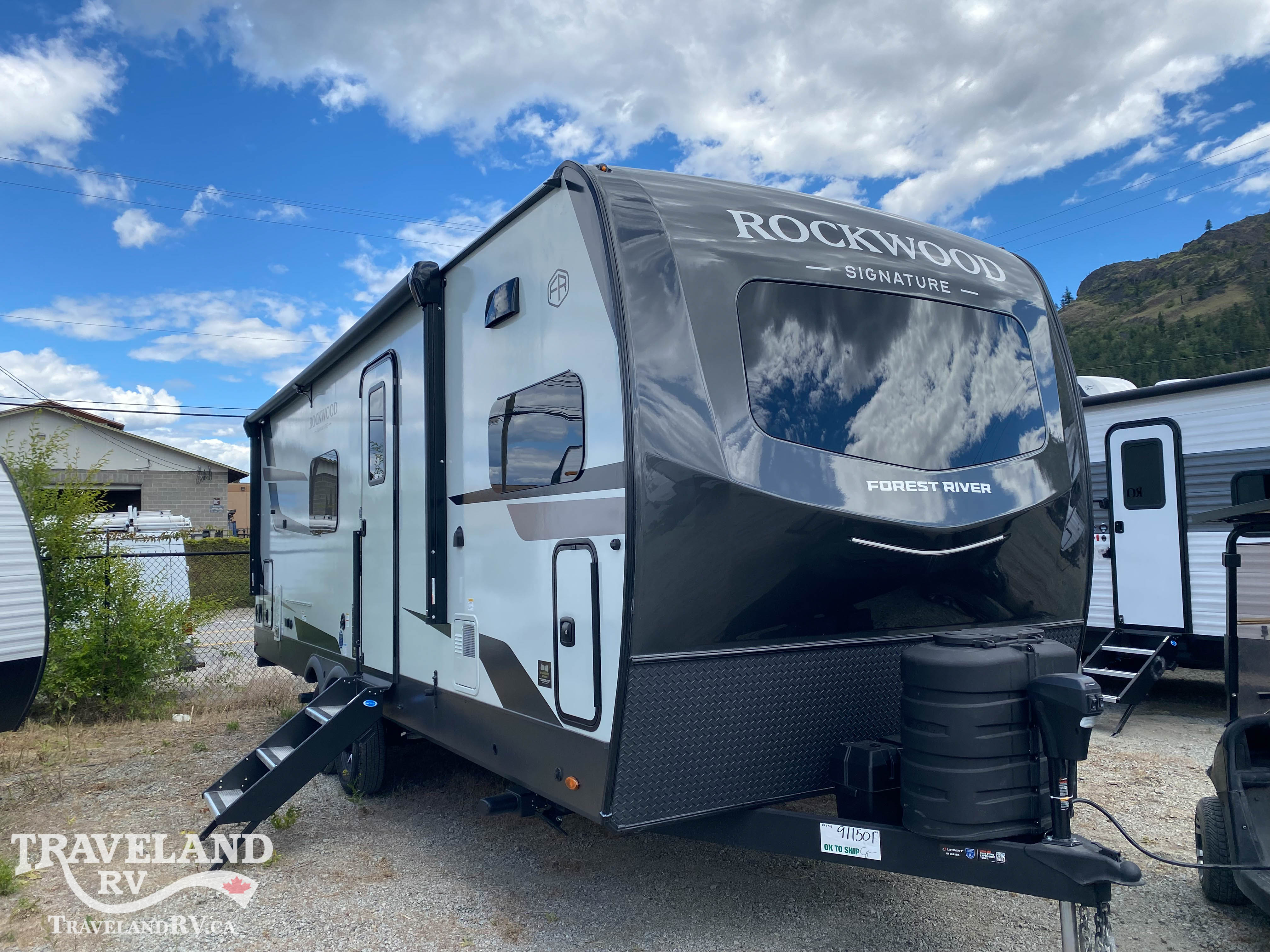 2026 Forest River Rockwood Signature Ultra Lite 8263MBR - Image 1
