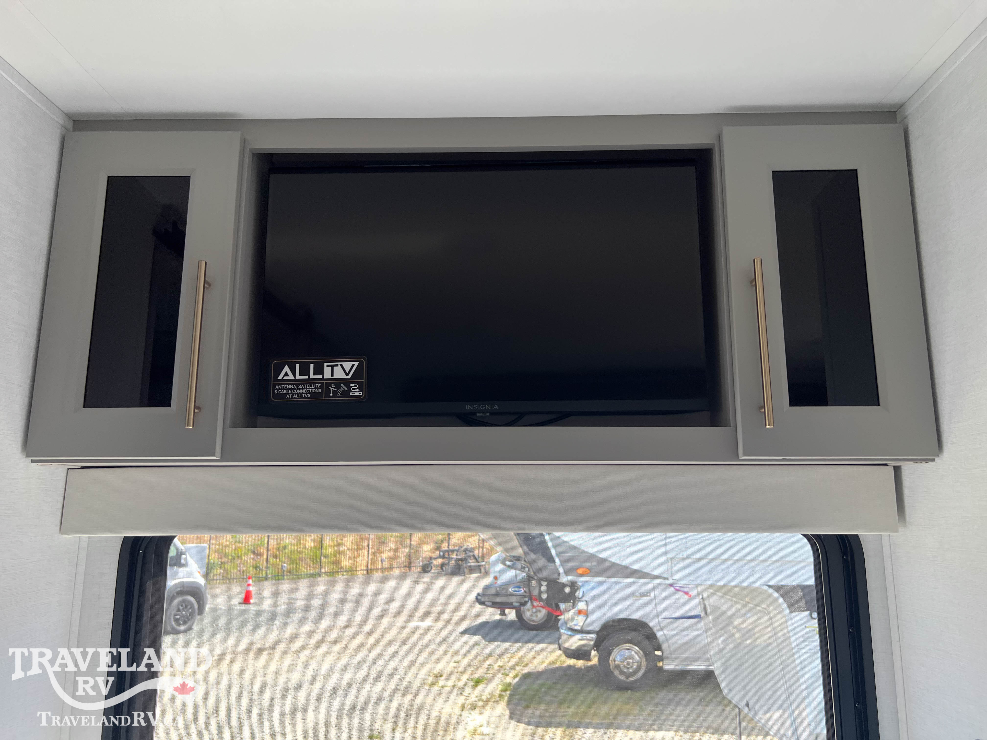 2026 Alliance RV Benchmark 44LFT - Image 33