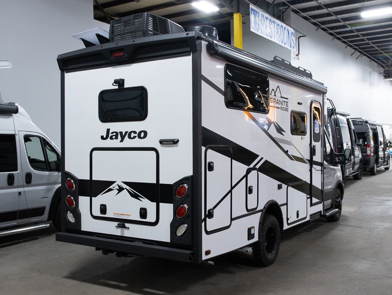 2025 Jayco Granite Ridge 22T - Image 2
