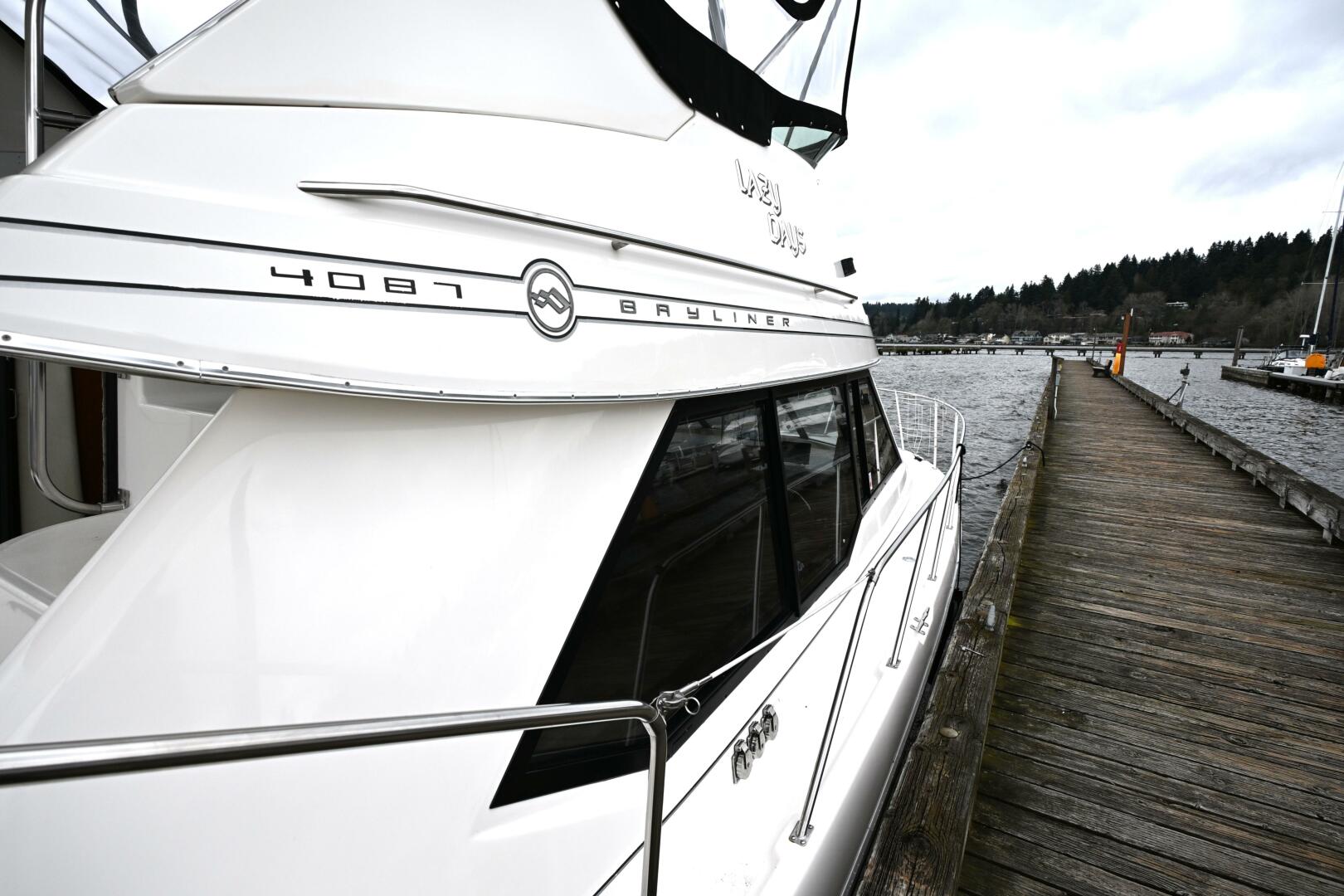 1996 Bayliner 4087 Aft Cabin Motoryacht - Image 55