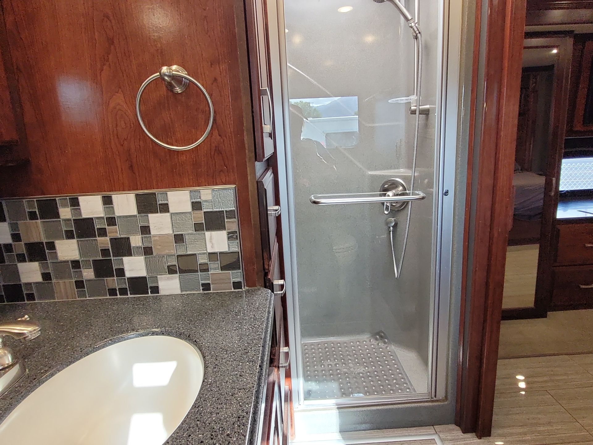 2017 Holiday Rambler Endeavor XE 38K - Image 29