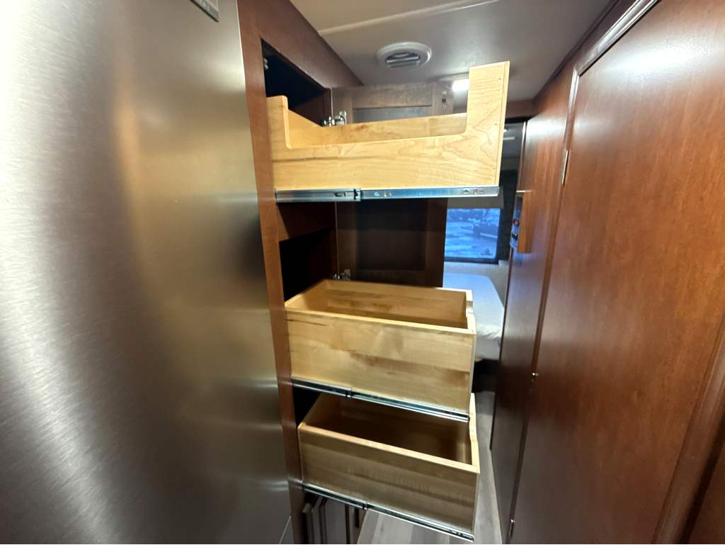 2016 FOREST RIVER GEORGETOWN 328TS - Image 22