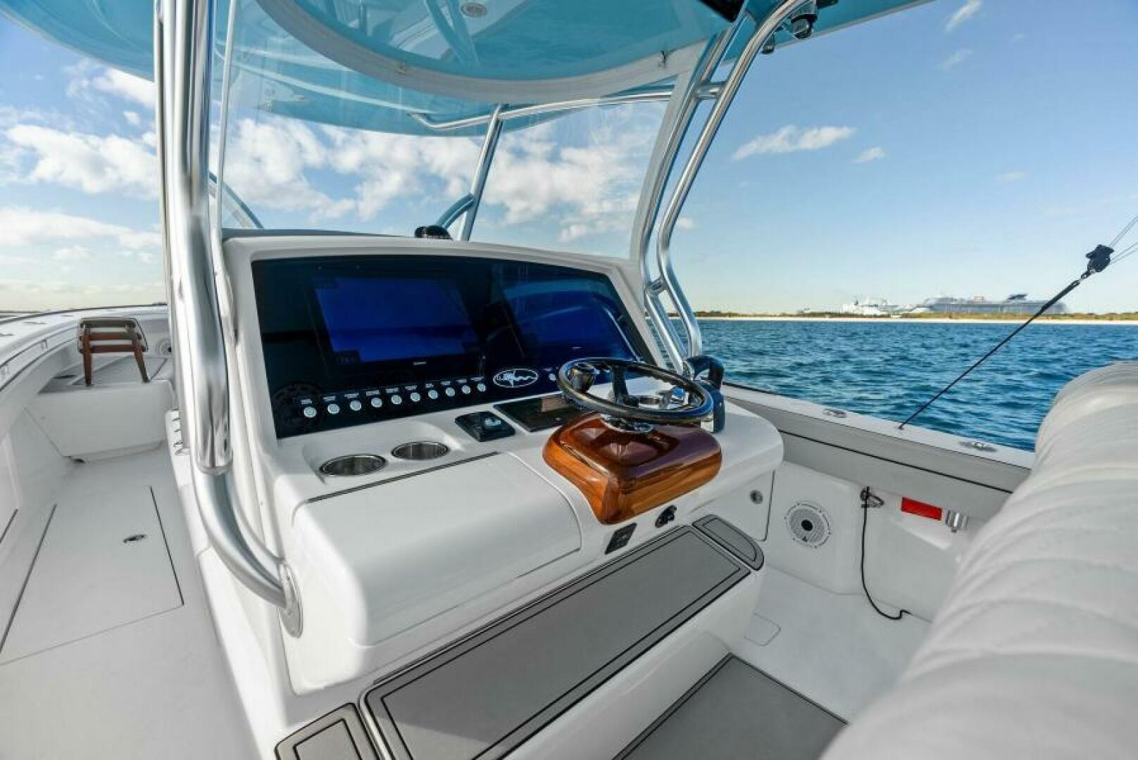 2021 Valhalla Boatworks V-37 - Image 21