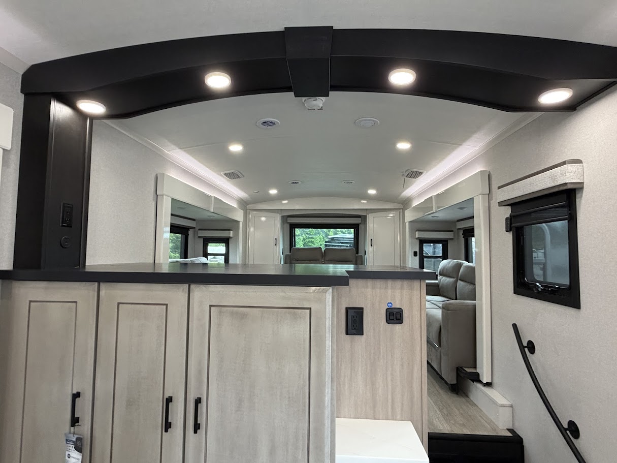 2026 JAYCO PINNACLE 39FLOK - Image 9