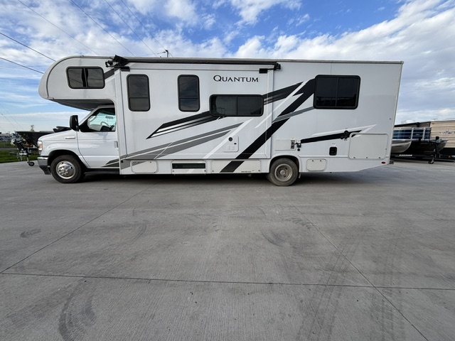 2025 Thor Motor Coach Quantum LC28 - Image 4