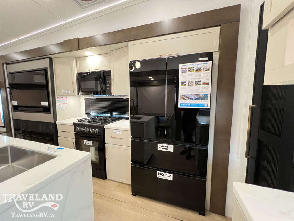 2027 Alliance RV Paradigm 310RL - Image 27