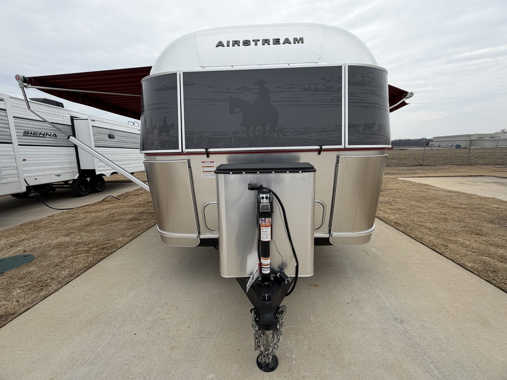 2026 AIRSTREAM STETSON + 6666 27FBQ - Image 2