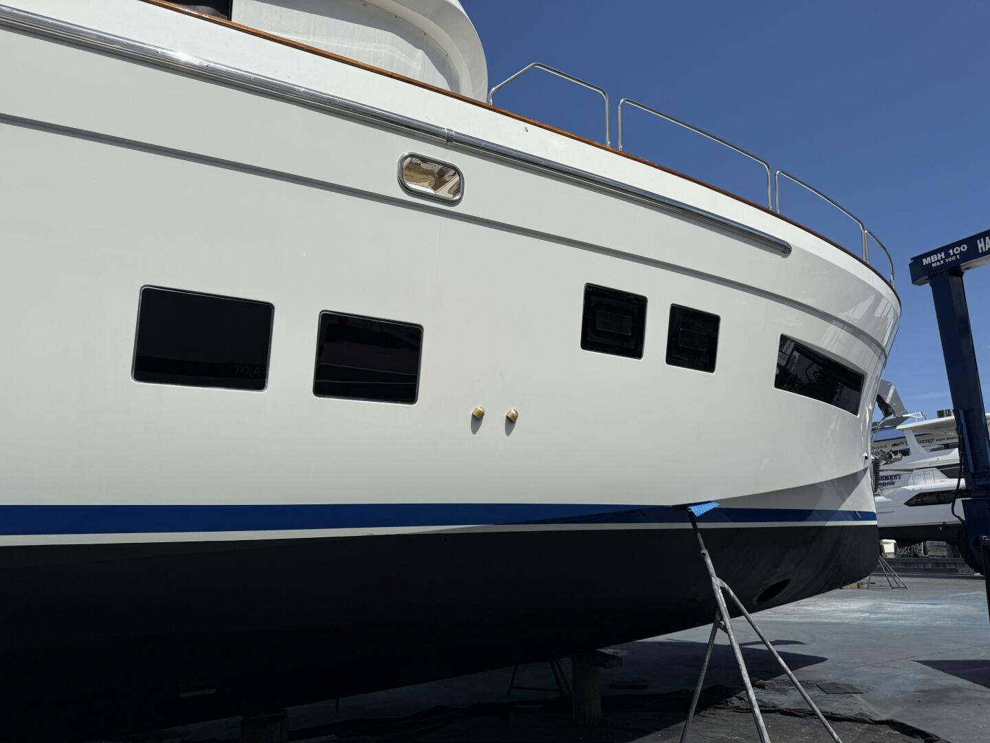 2020 Sirena 64 - Image 73
