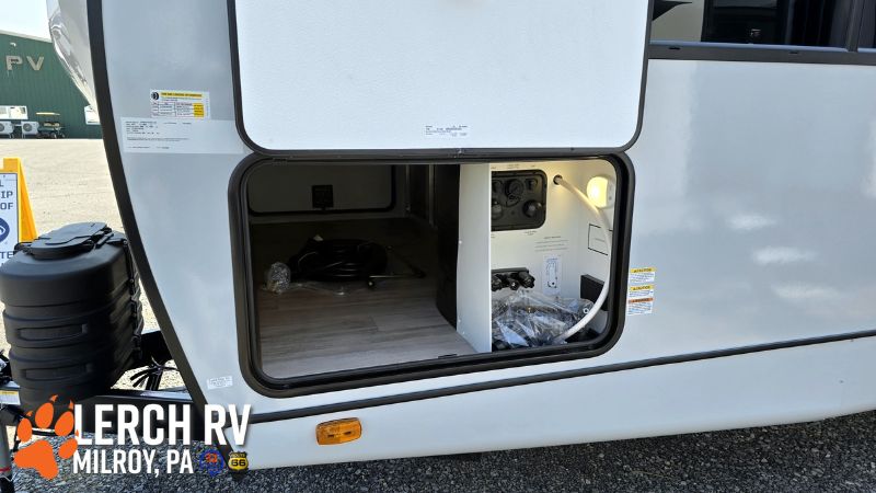 2026 Forest River Vibe 2800RL - Image 4