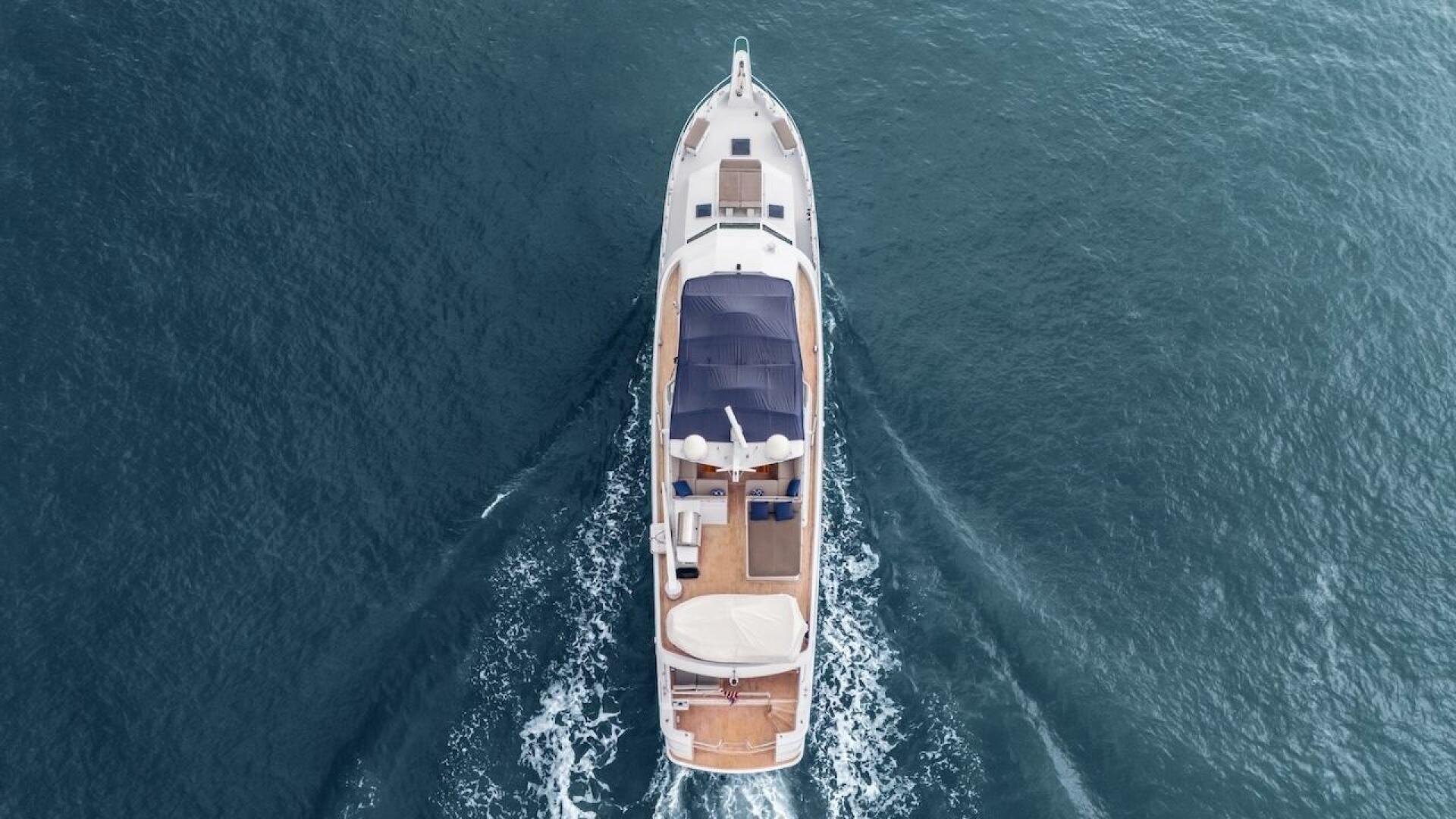 1998 Hatteras Sport Deck - Image 9