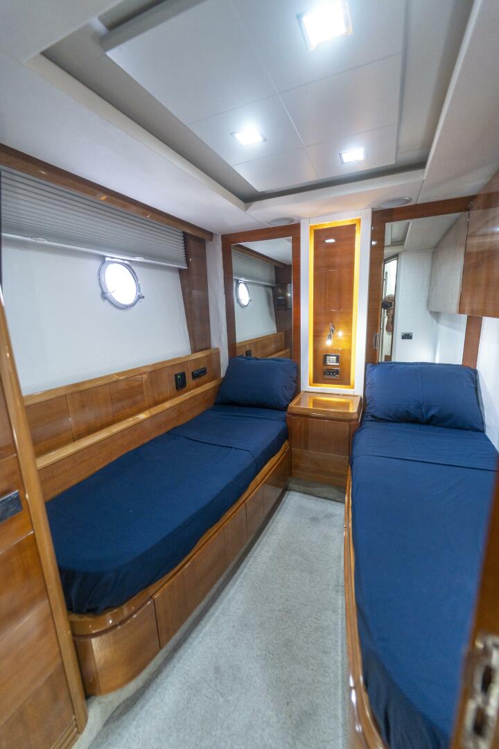 2008 Azimut 75 - Image 111