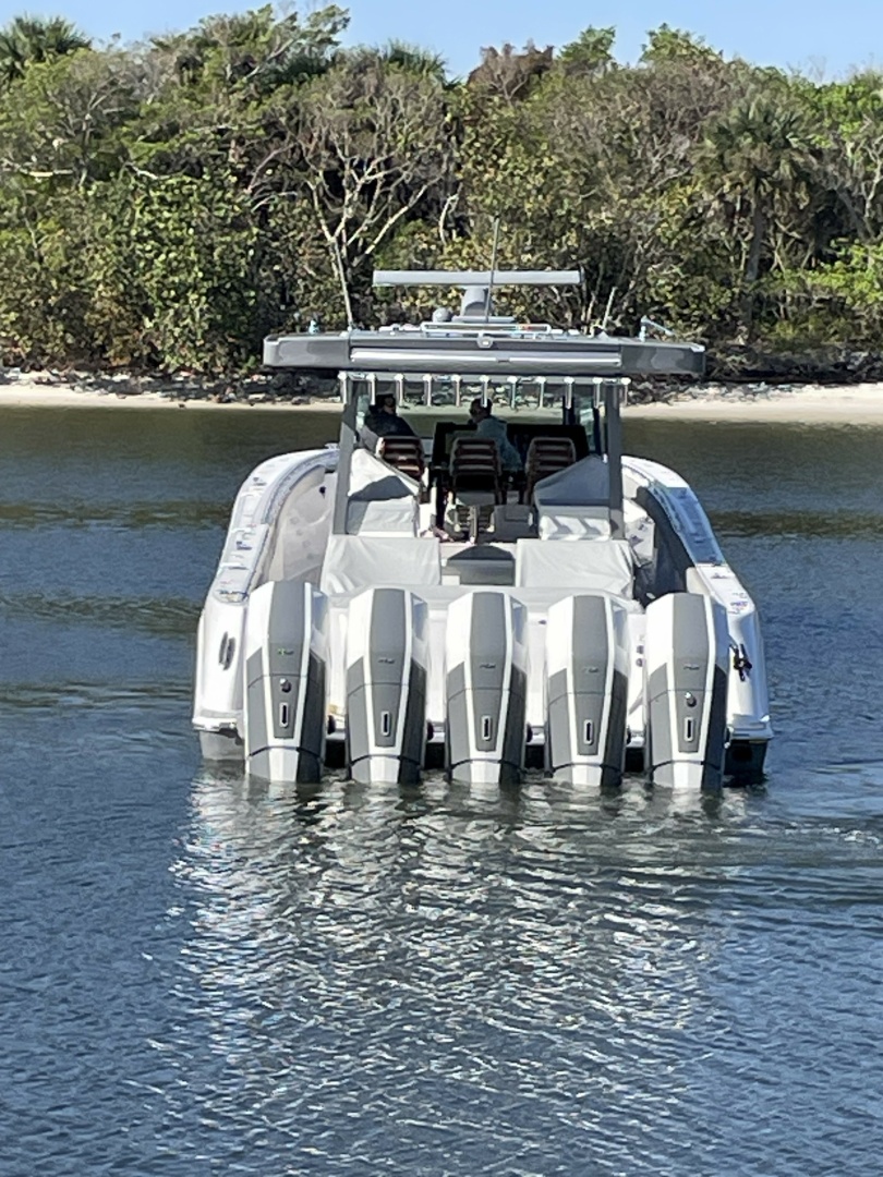 2025 HCB 56 Suenos - Image 7