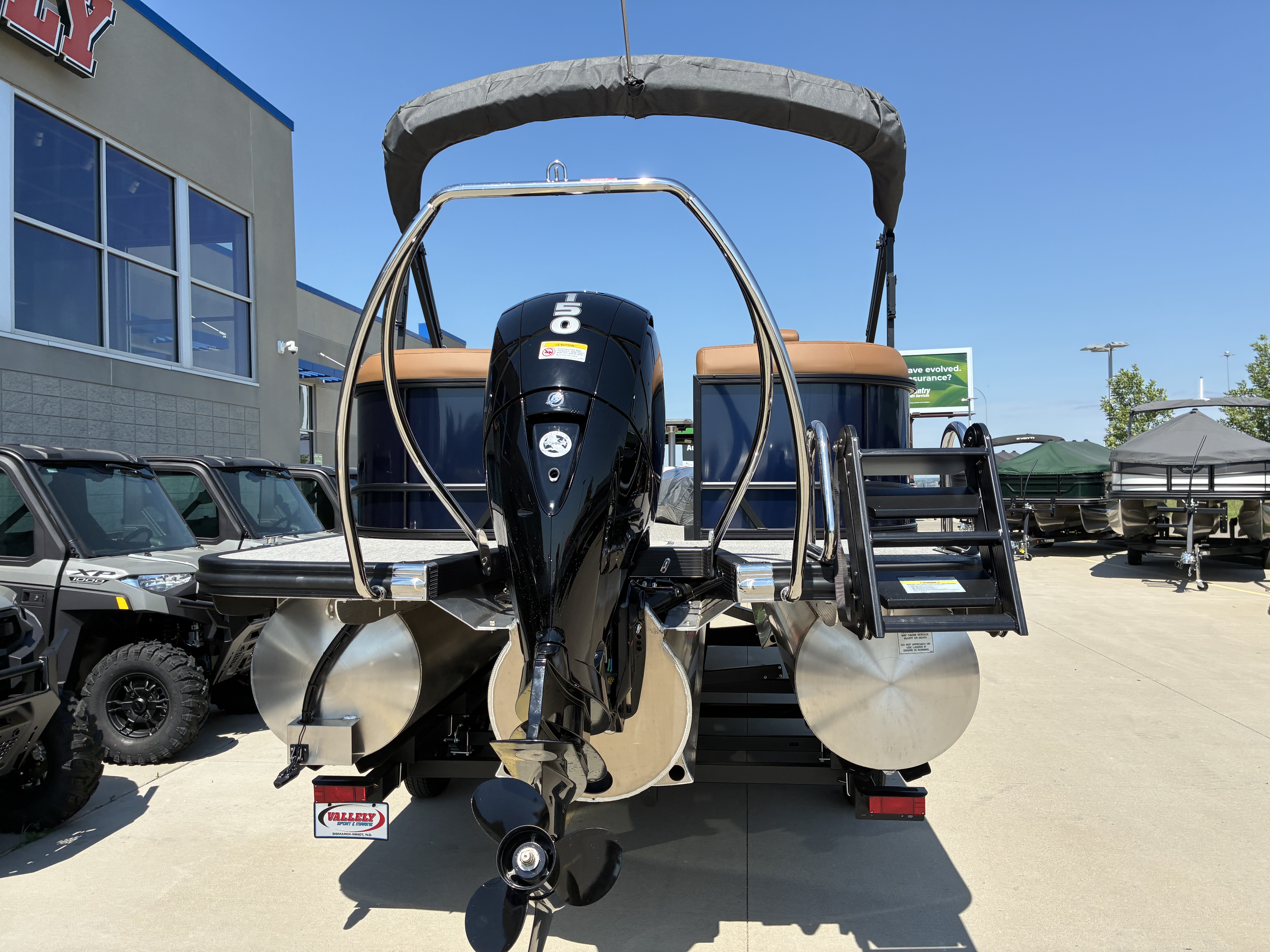 2027 Bennington 22SSR  - Image 9