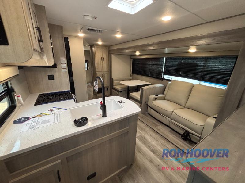 2026 COACHMEN CATALINA 343BHTSLE RHB - Image 6