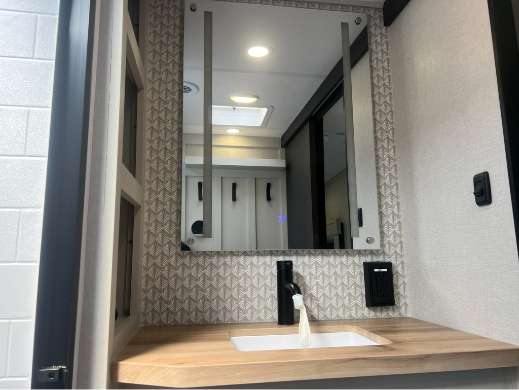 2027 Coachmen Chaparral 336TSIK - Image 16