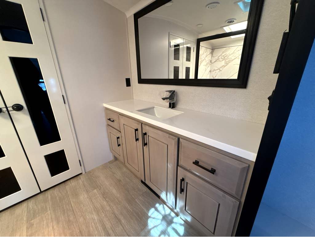 2026 JAYCO PINNACLE 36FBTS - Image 22