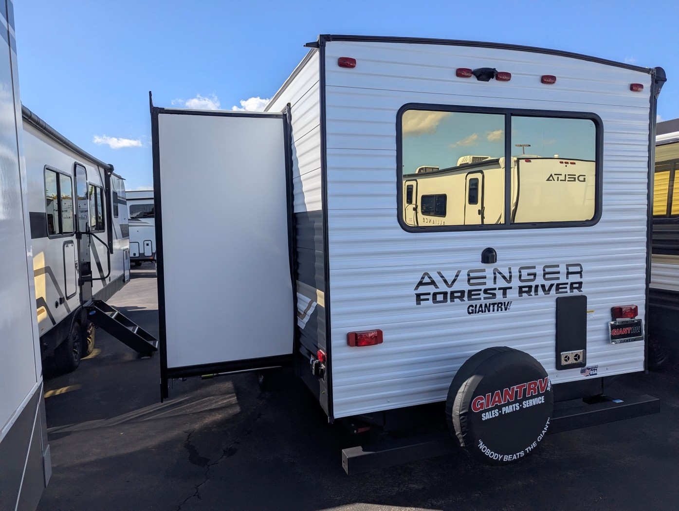 2027 Forest River Avenger 25RKM - Image 5