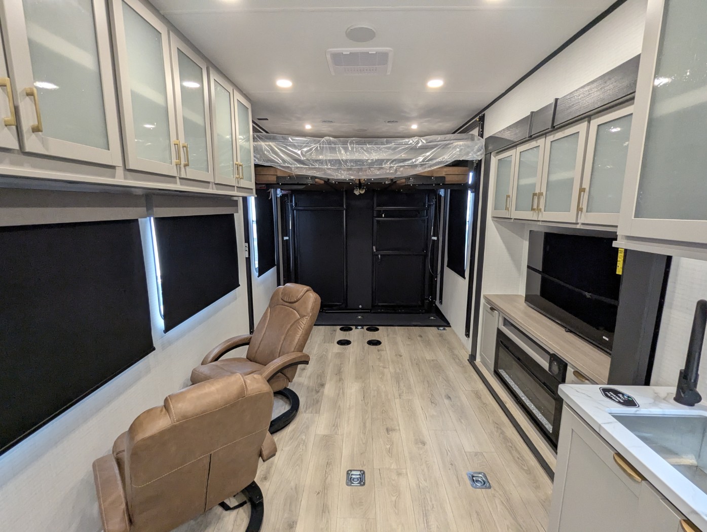2026 Forest River Stealth 3300 - Image 15