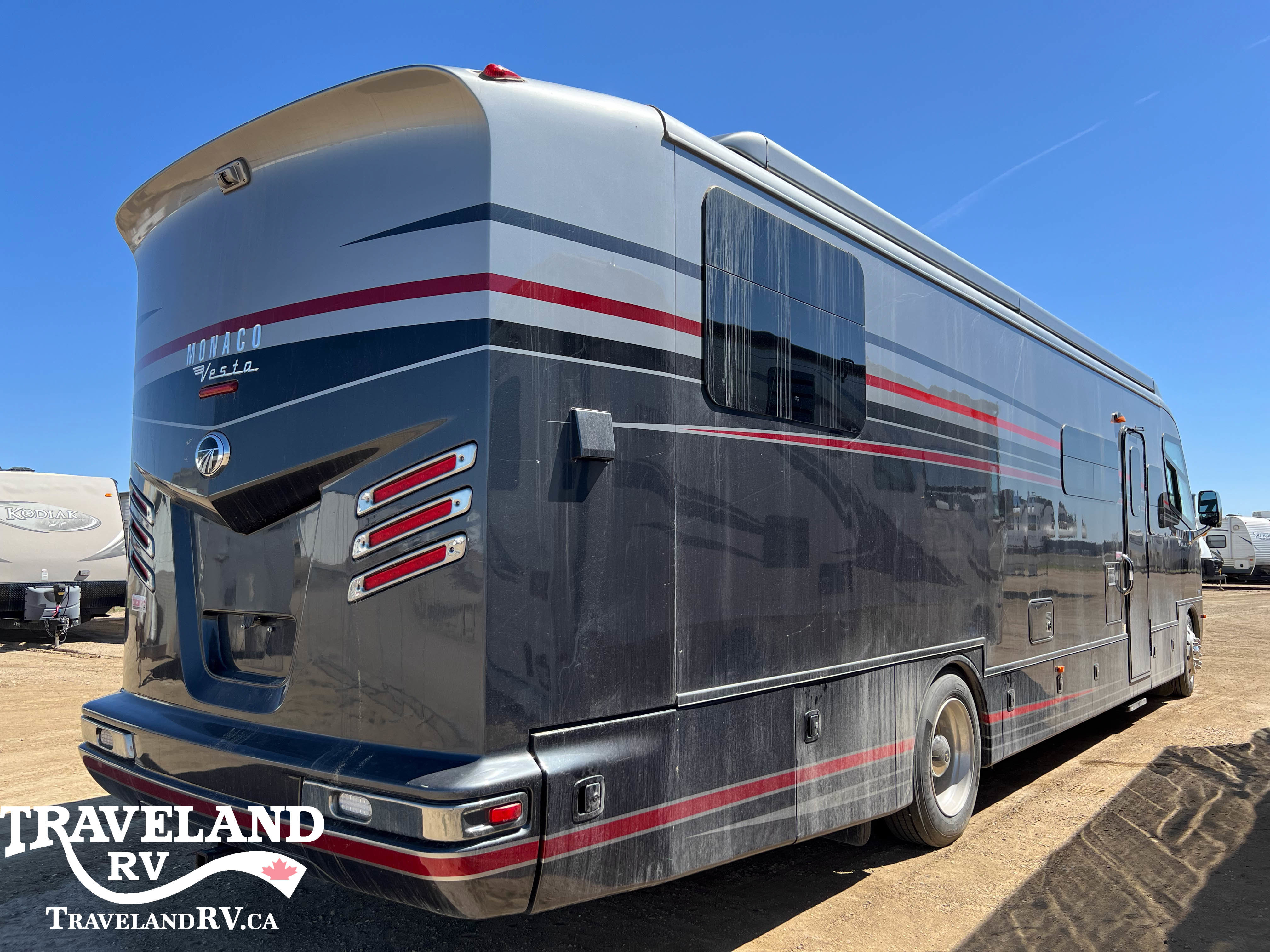 2012 Monaco RV Vesta 35PBD - Image 7