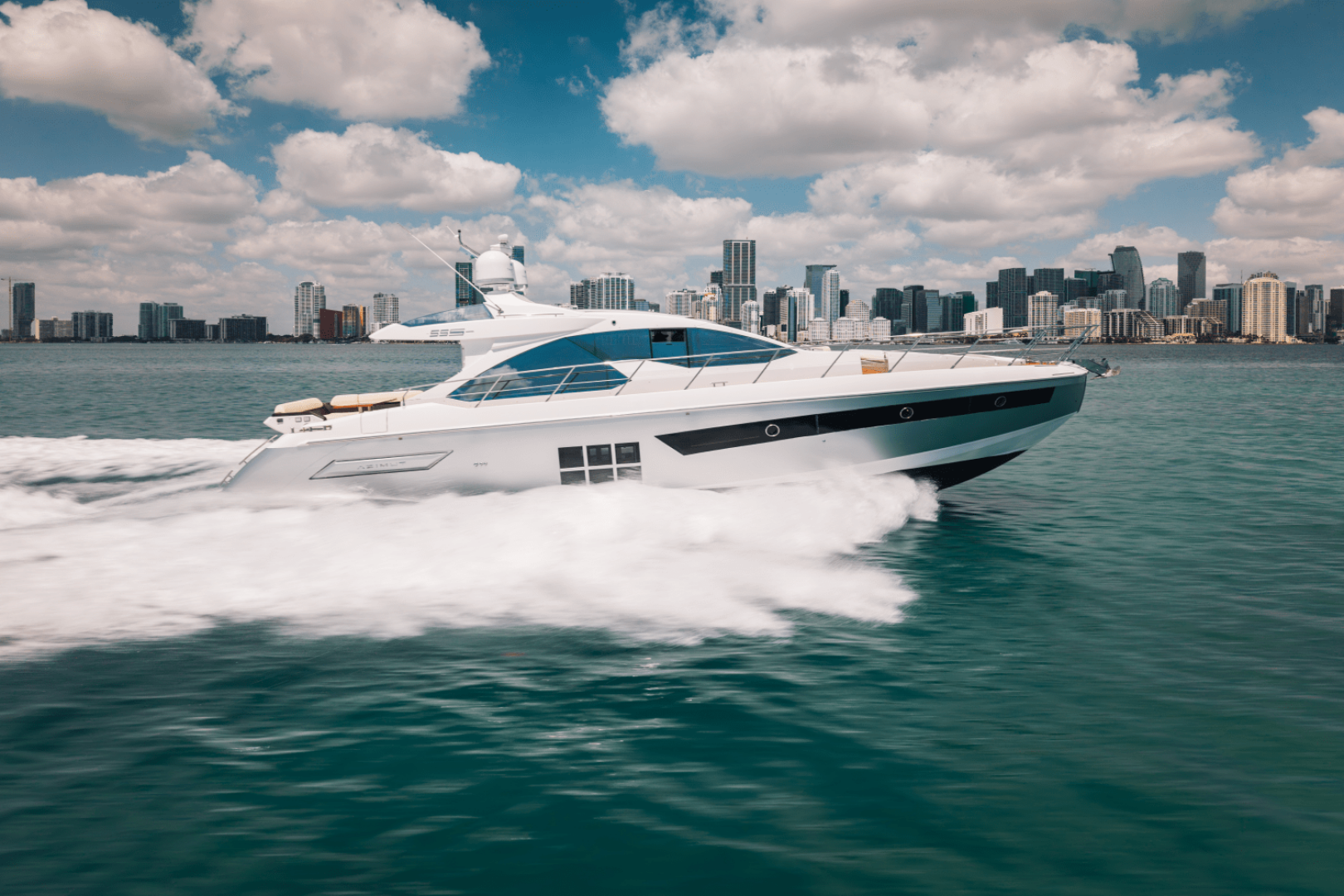 2017 Azimut 55S - Image 4