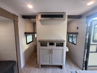 2027 Jayco Jay Flight SLX 261BHS - Image 15