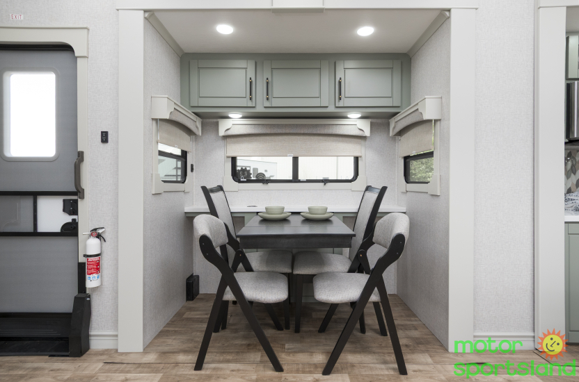 2025 CrossRoads Redwood RW401LK - Image 32
