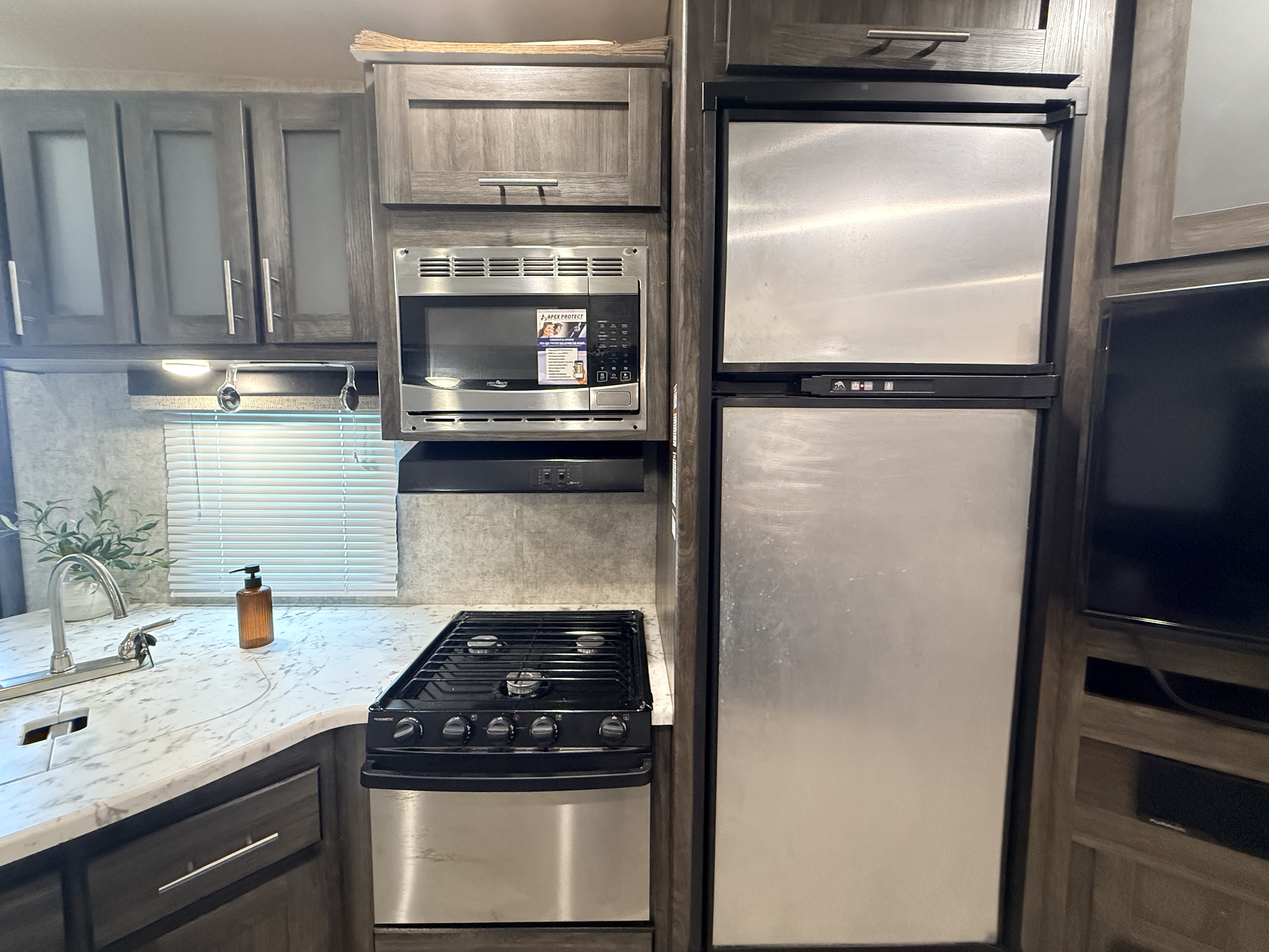 2019 Highland Ridge Mesa Ridge Lite MF2950BH - Image 13