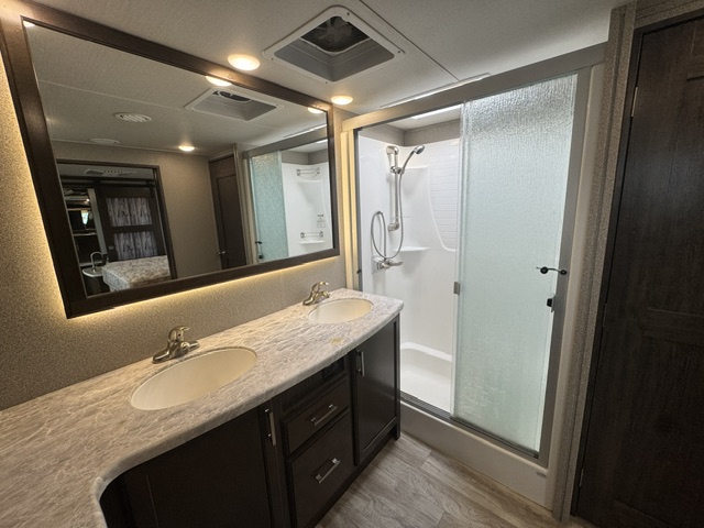 2020 Grand Design Solitude 380FL - Image 33