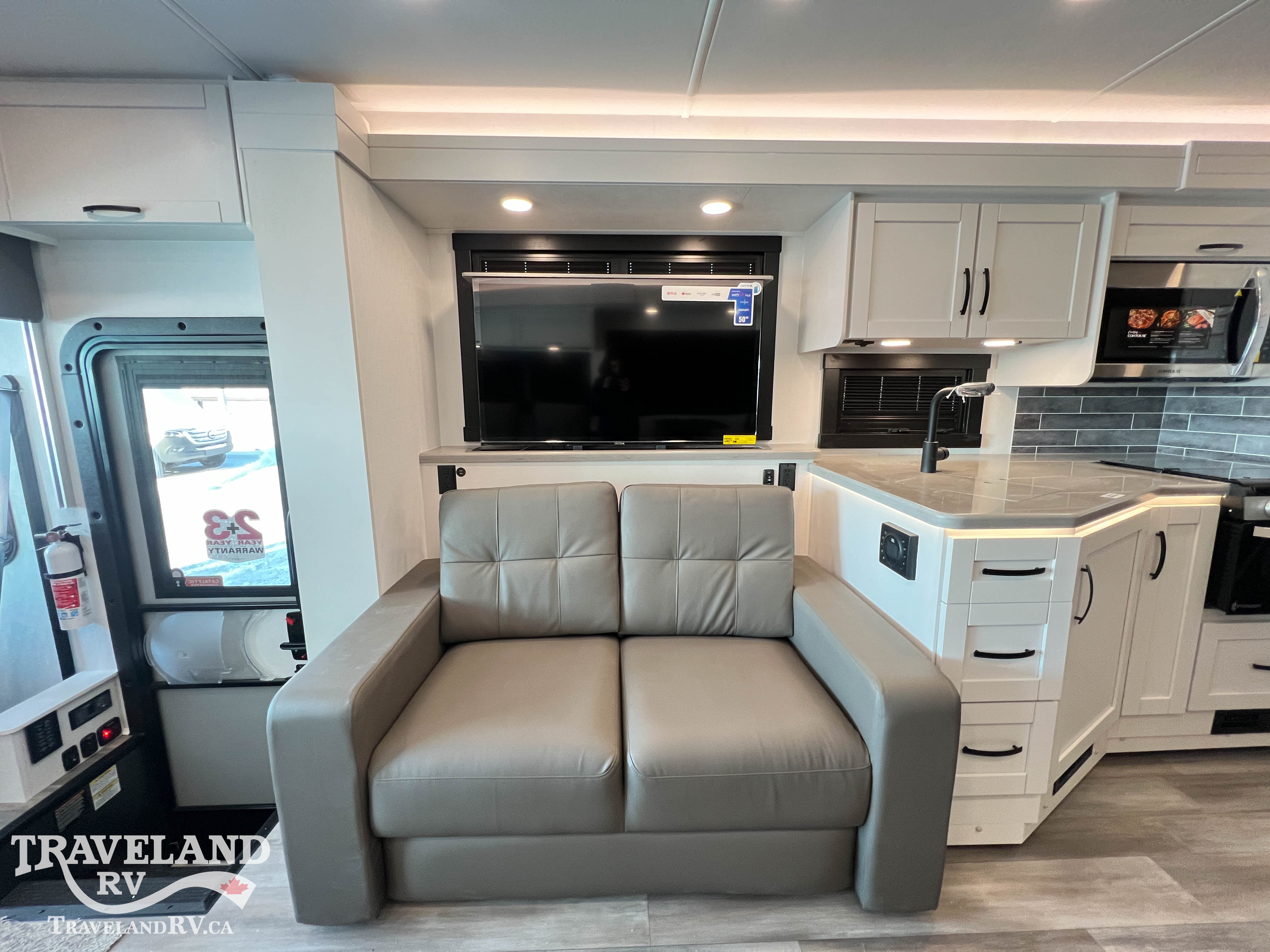 2026 Entegra Coach Vision XL 34G - Image 26
