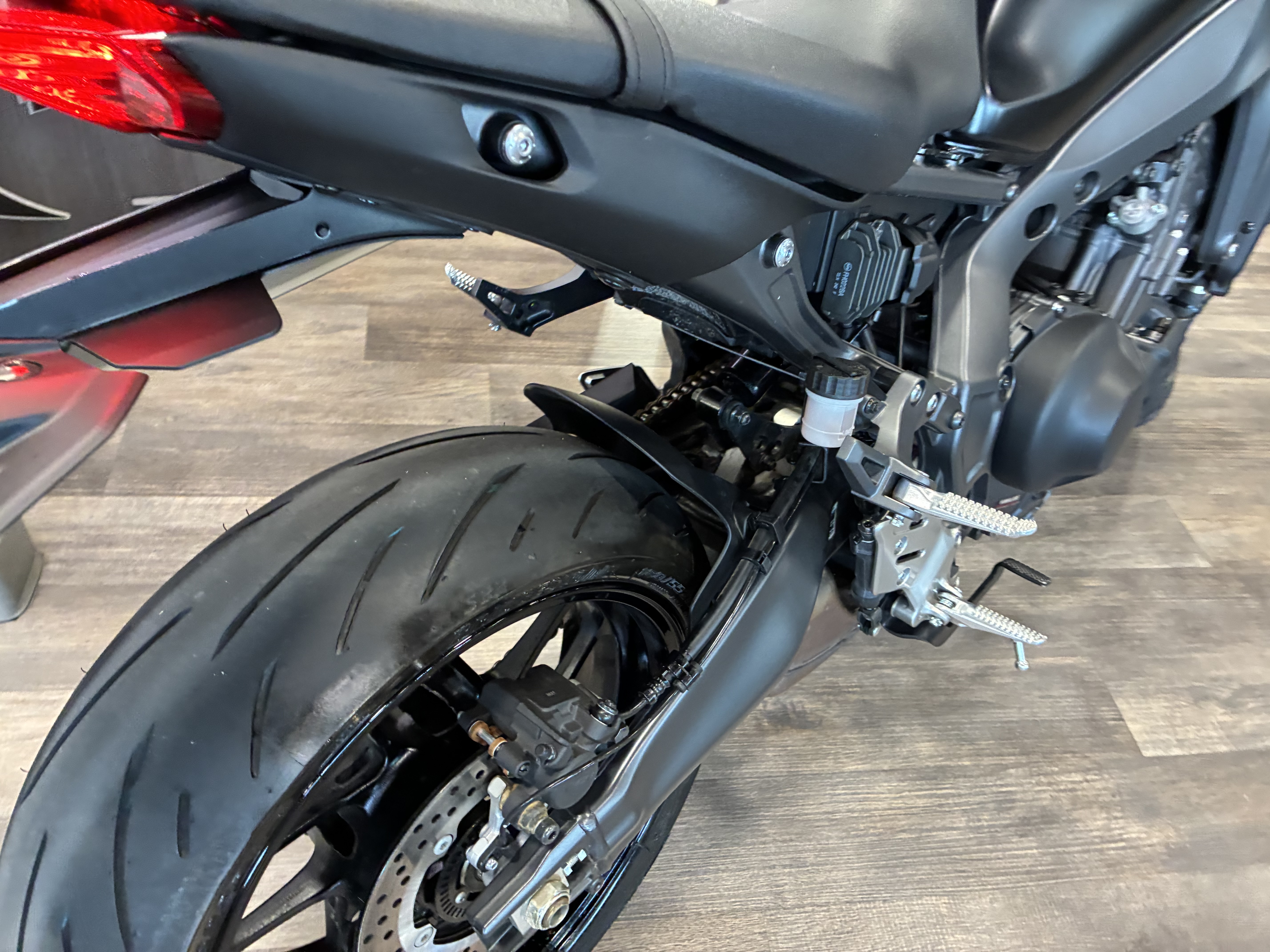 2023 Yamaha MT 09 - Image 6