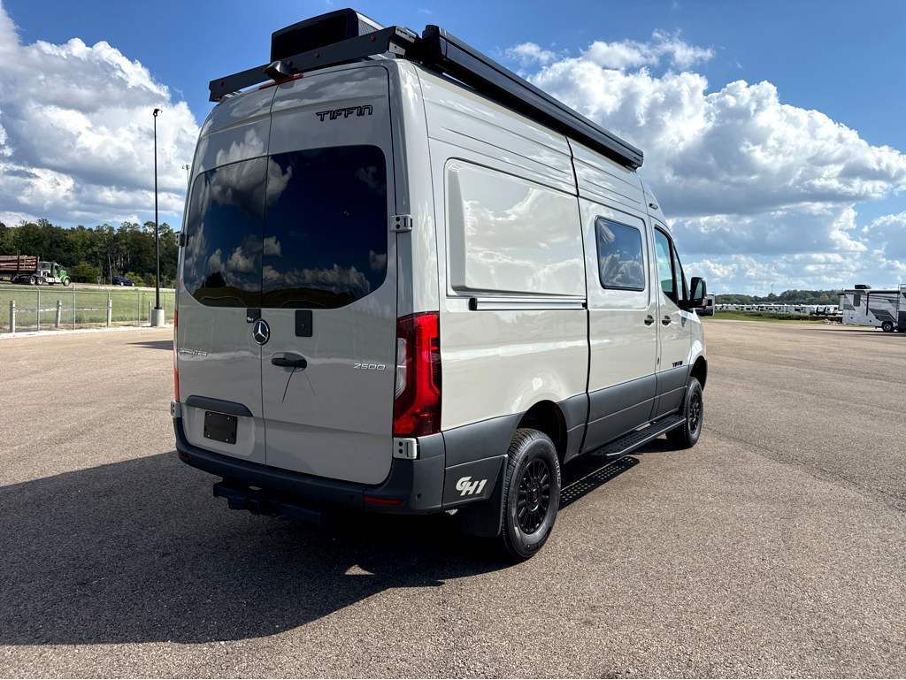 2027 Tiffin GH1 - Image 4