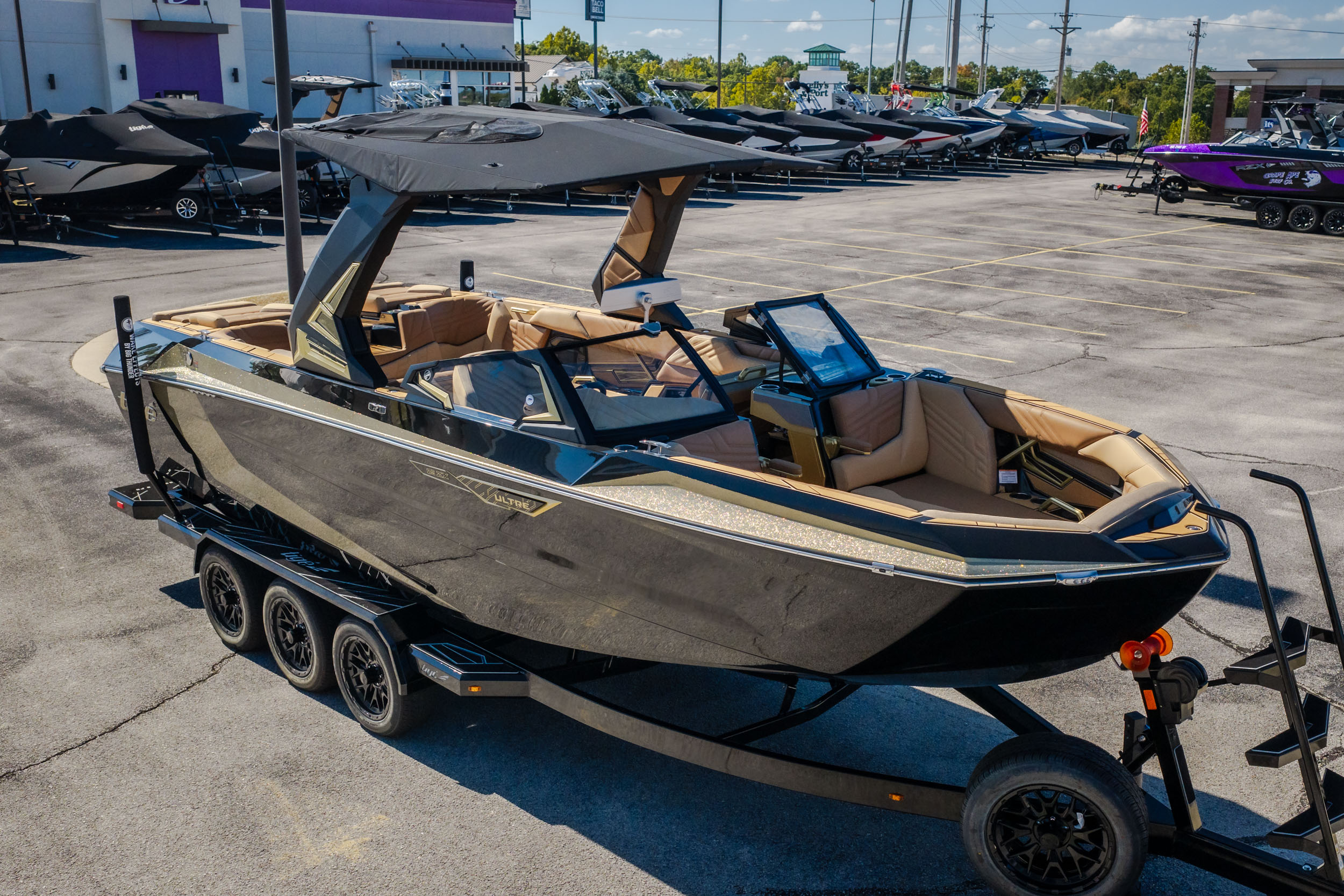 2027 Tigé Ultré 25ZX - Image 6