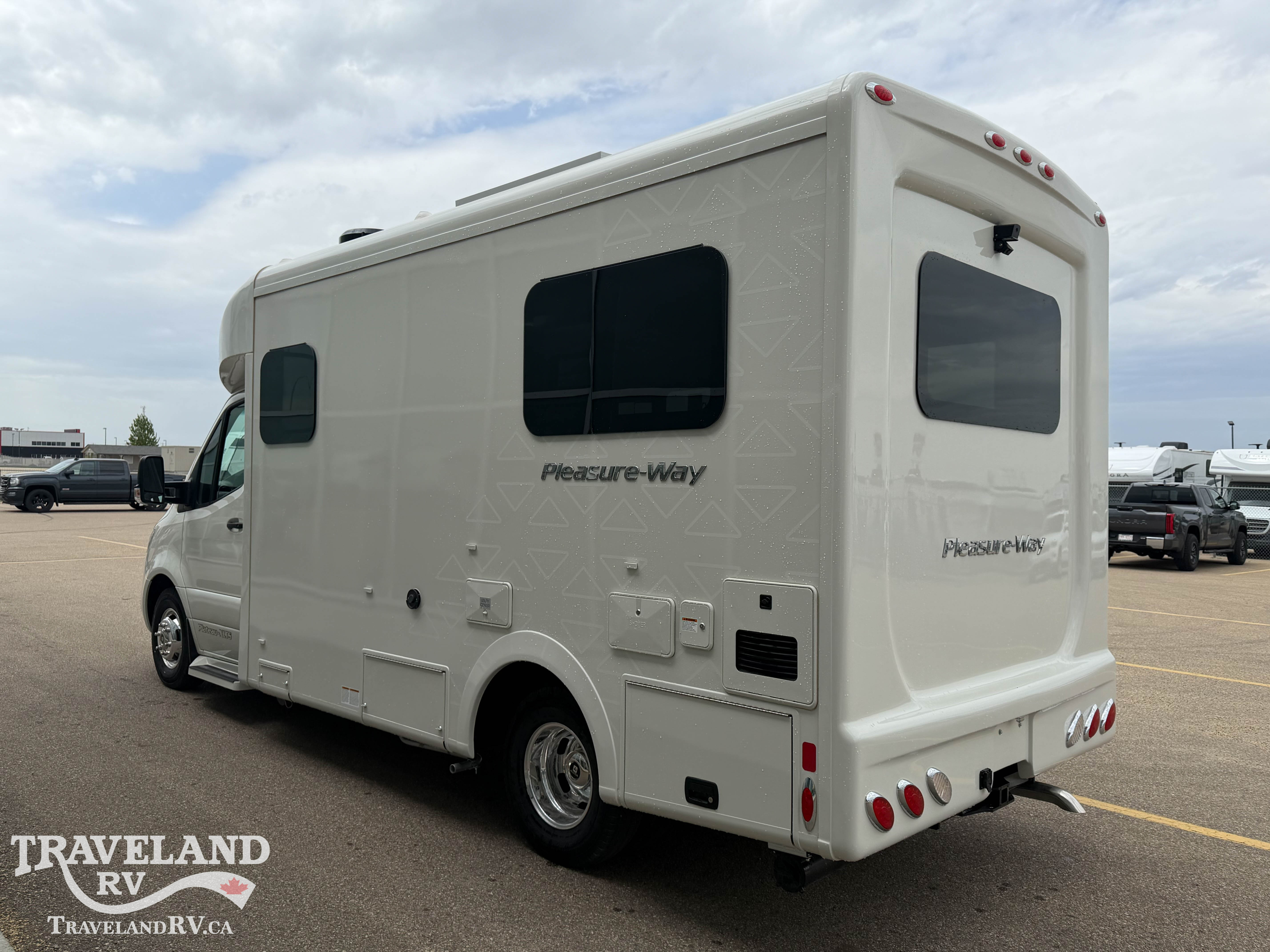 2026 PLEASURE-WAY PLATEAU XL-TS - Image 7