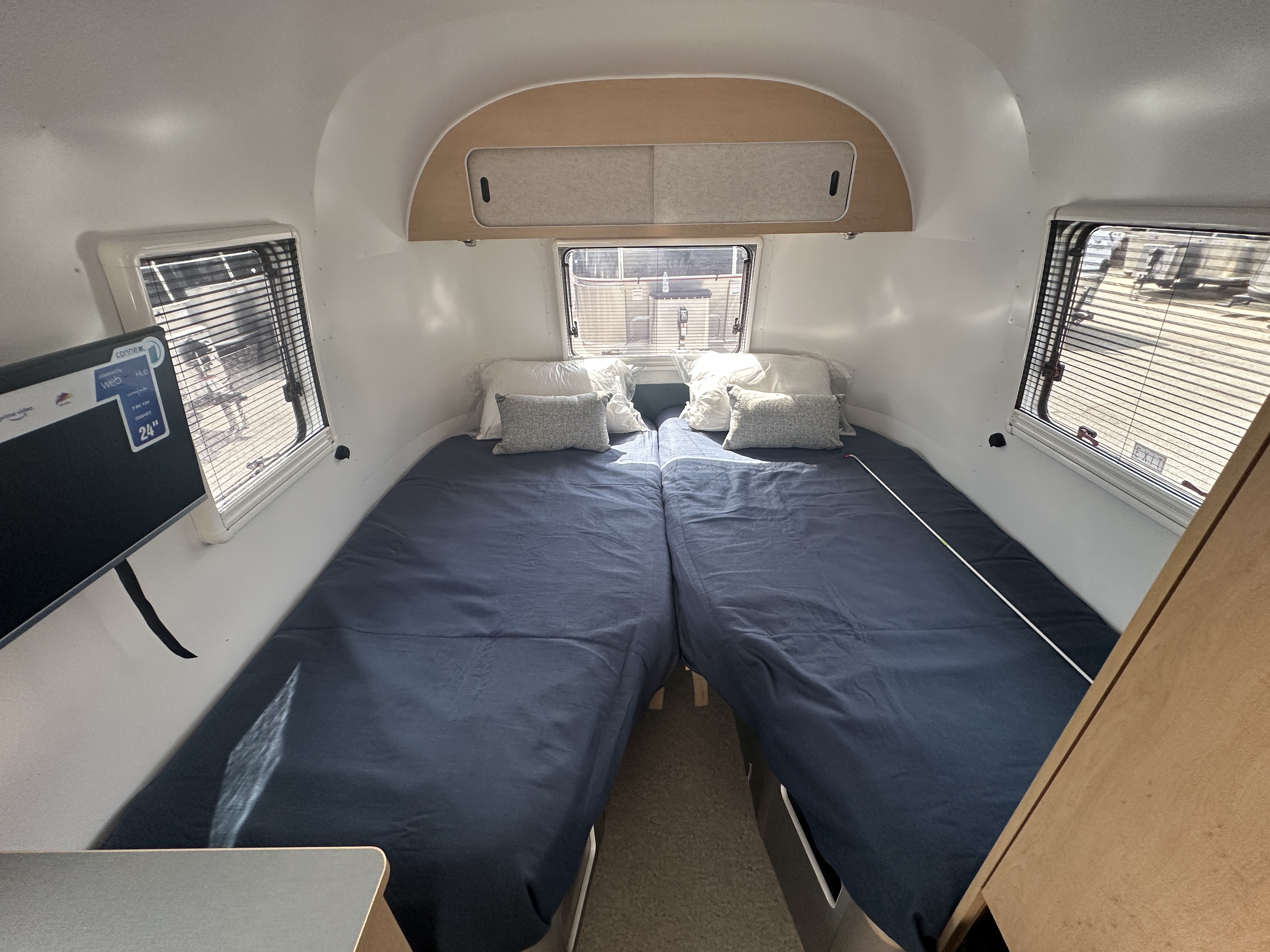 2026 Airstream World Traveler 22RB - Image 13