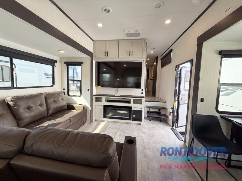 2026 FOREST RIVER 30BAM - Image 32