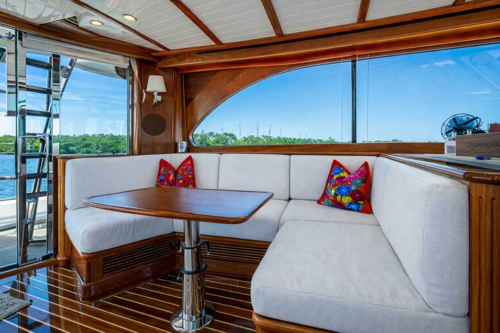 2021 Hinckley Talaria 55 Flybridge MKII - Image 29