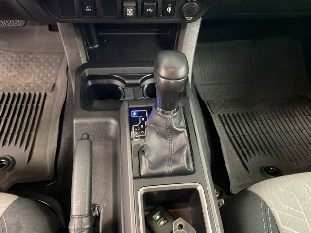 2022 Toyota Tacoma TRD Off-Road Crew Cab 4WD V6 - Image 19