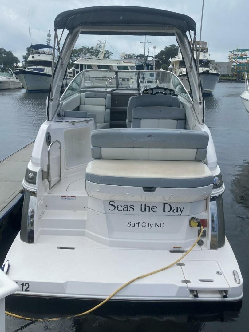 2015 Regal 28 Express - Image 7