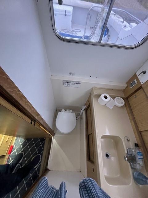 1982 BERTRAM 28 Flybridge Standard - Image 11
