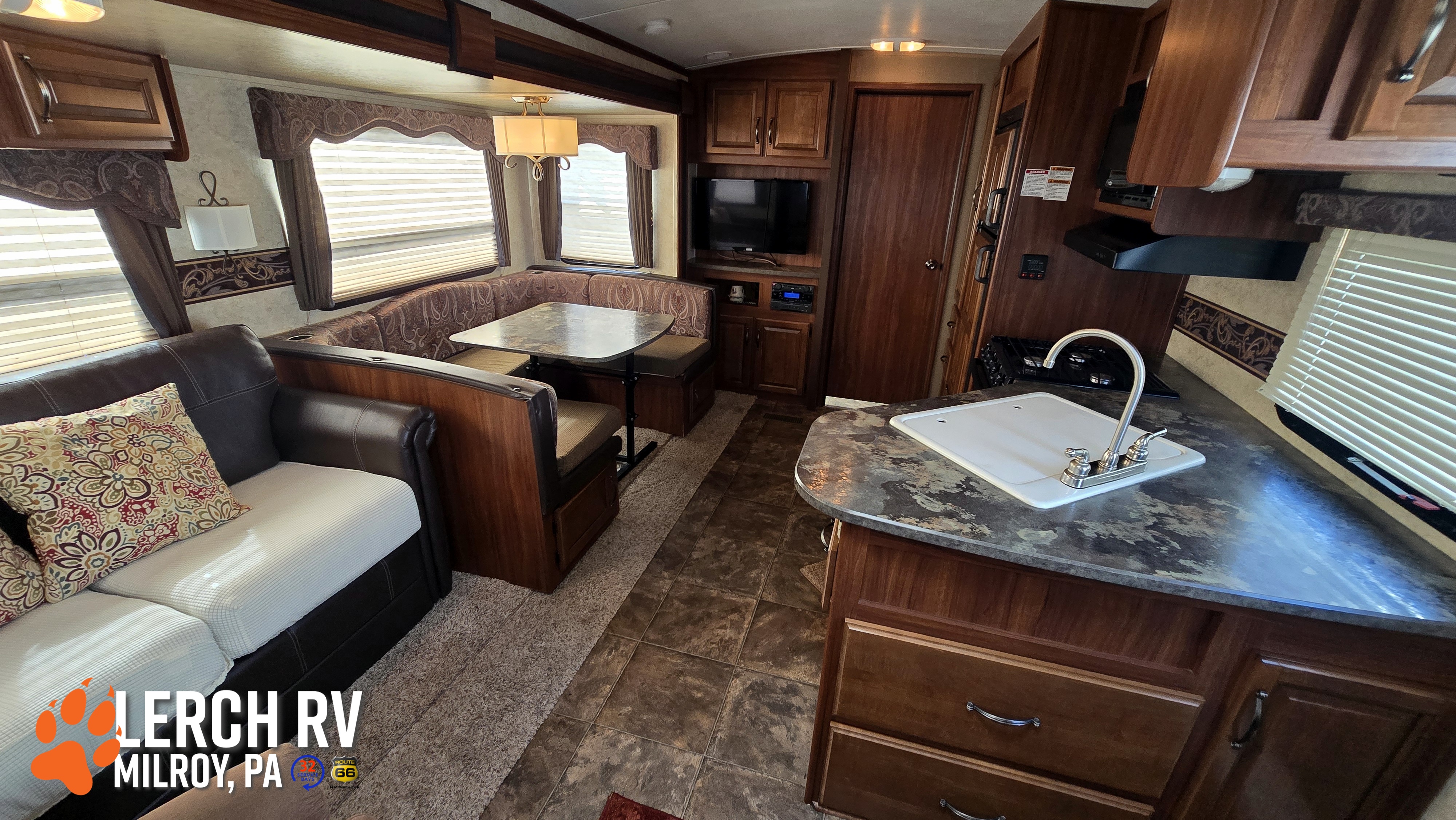 2014 Keystone Cougar XLite 28RLS - Image 5