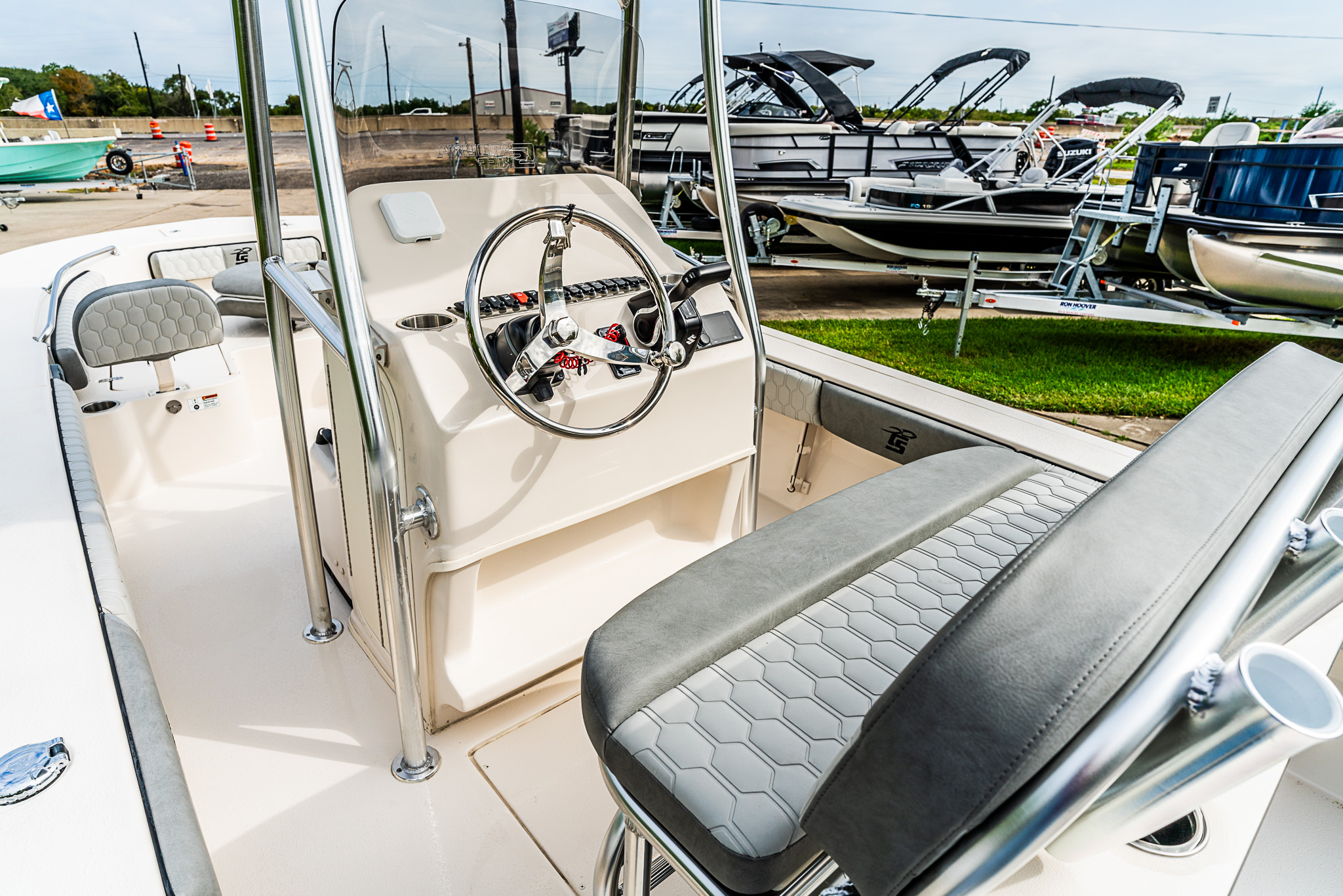 2026 Carolina Skiff 24 Ultra Elite - Image 6
