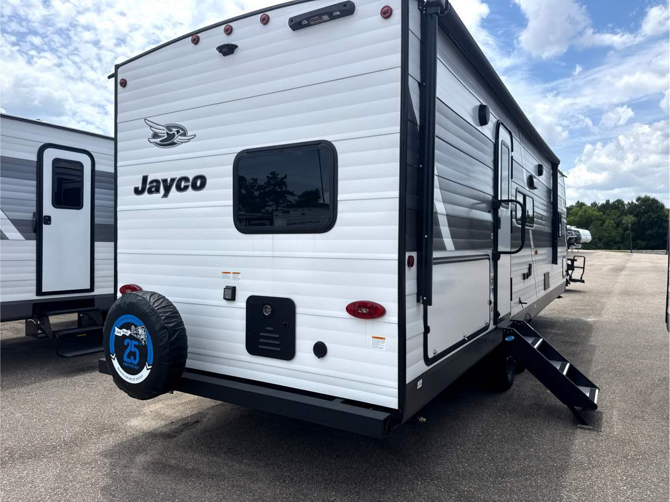 2027 JAYCO JAY FLIGHT 263BHS - Image 4