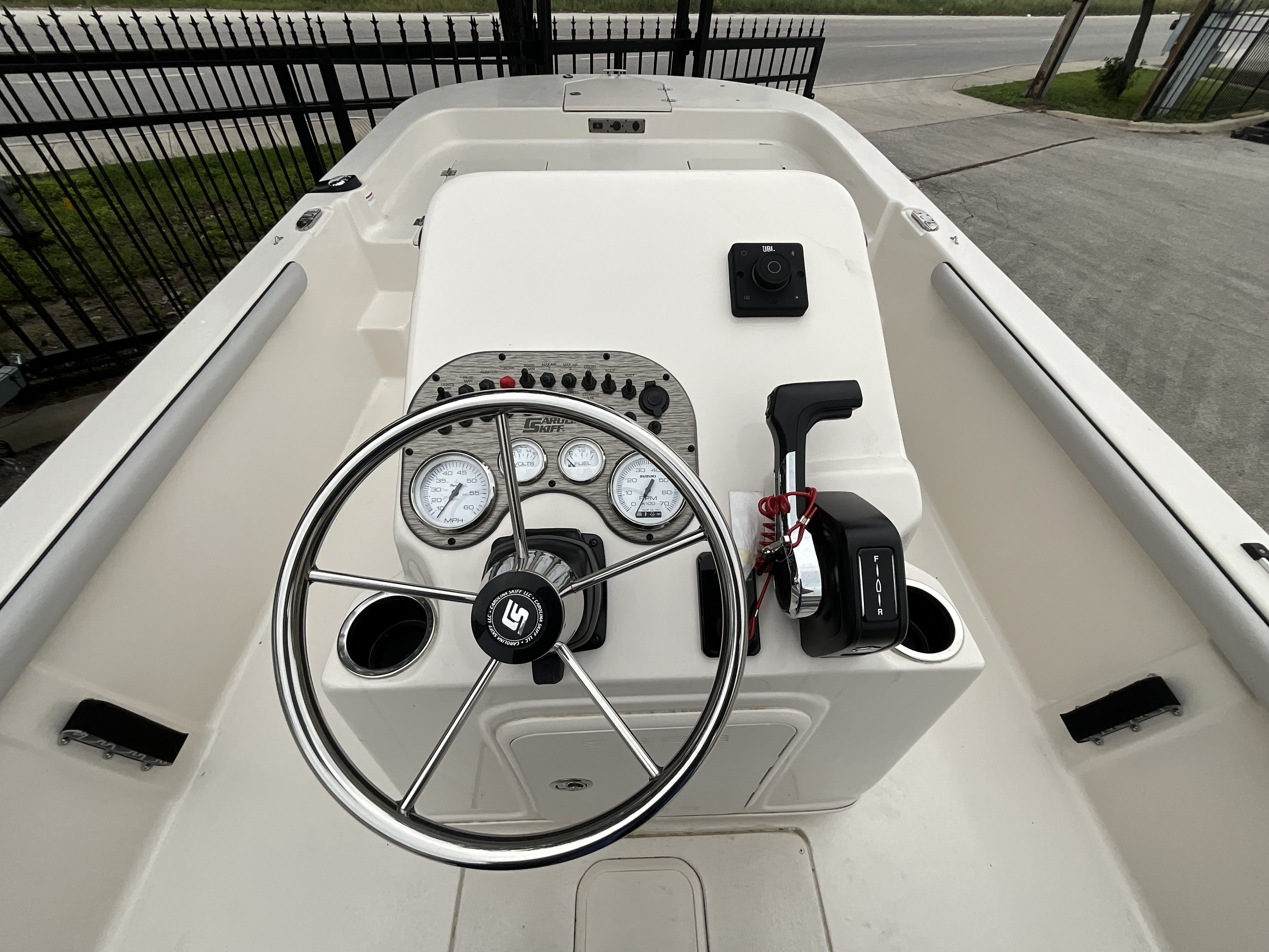 2026 CAROLINA SKIFF 2026 21 LS - Image 6