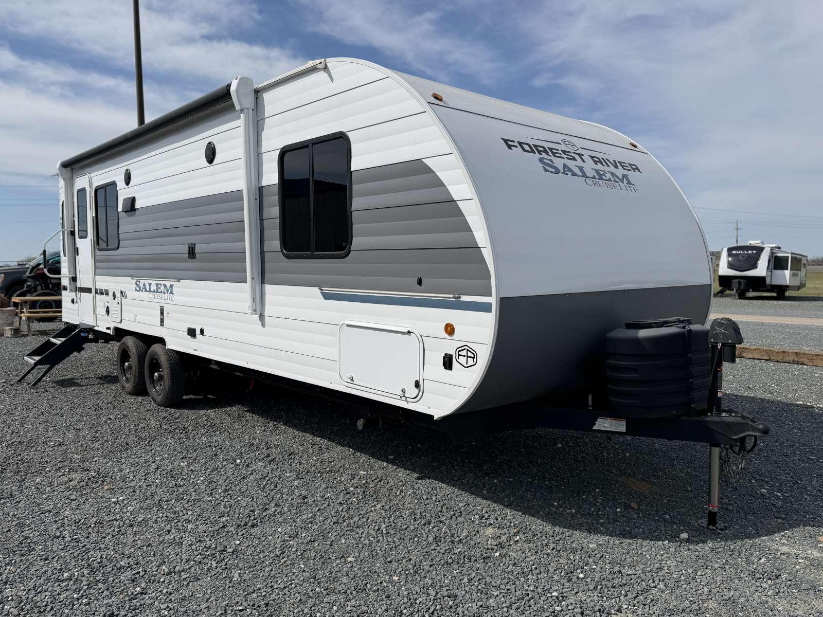 2025 Forest River Salem Cruise Lite 24RLXL - Image 1