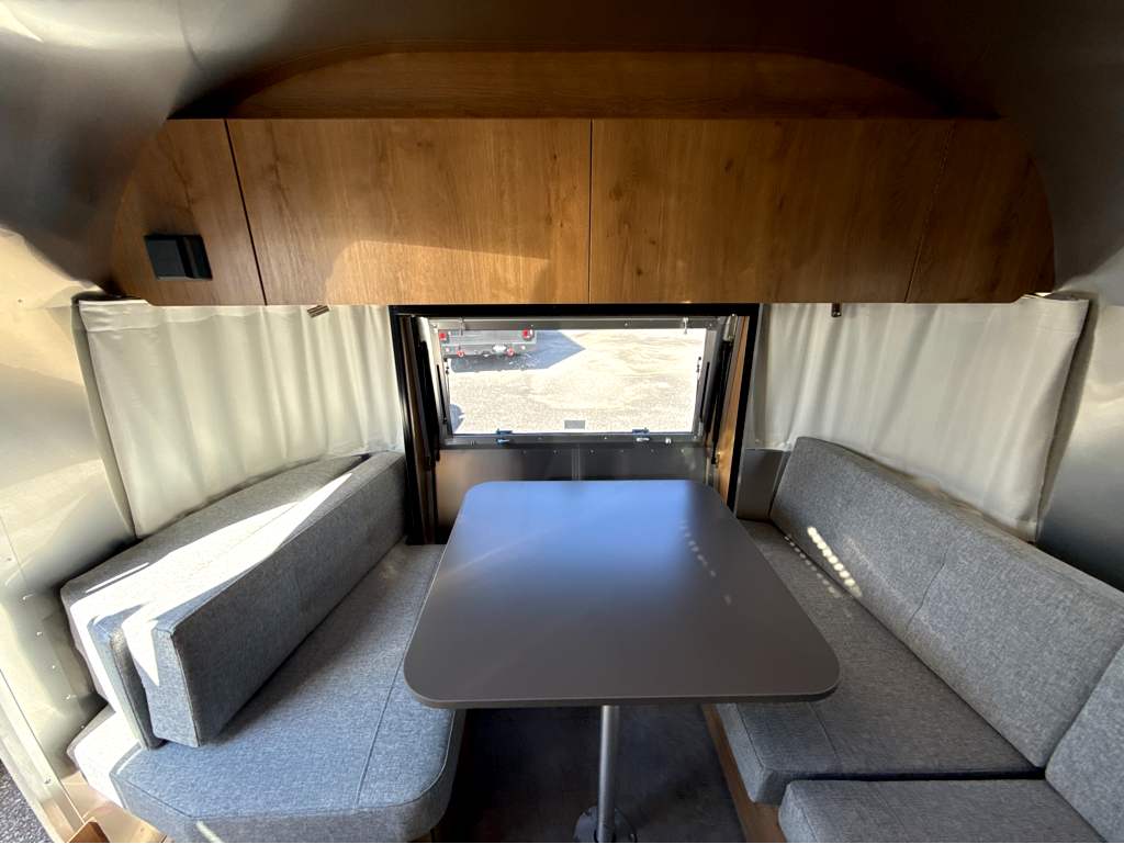 2026 AIRSTREAM TRADE WIND 25FBT - Image 14