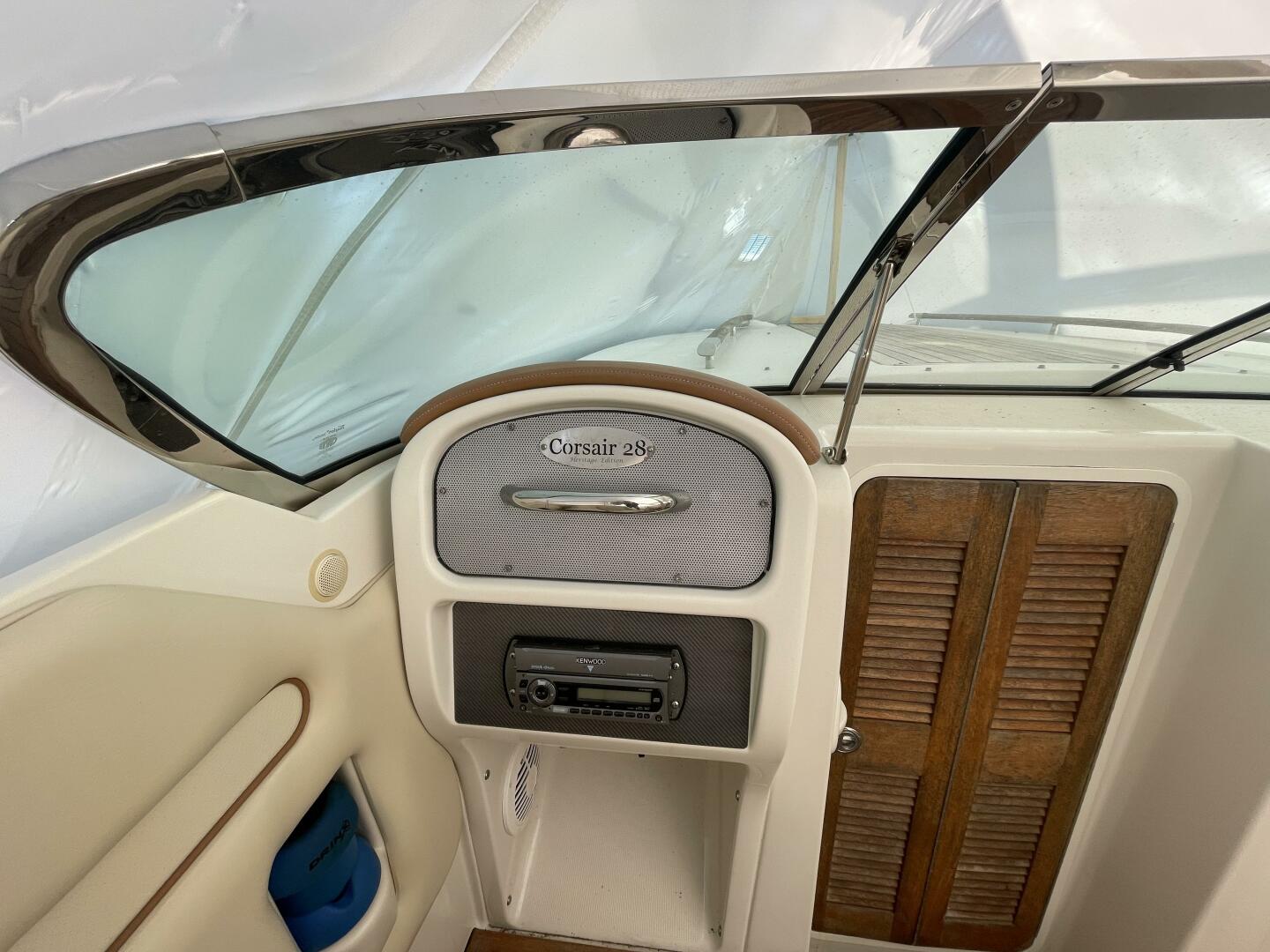 2009 Chris-Craft Corsair 28 Heritage Edition - Image 7