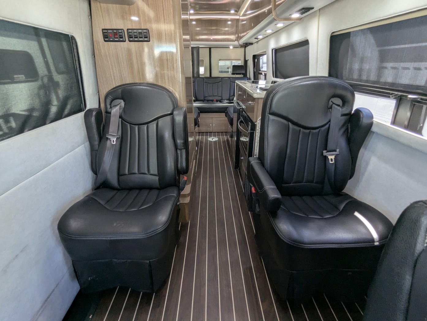 2017 Airstream Interstate Grand Tour EXT - Image 13