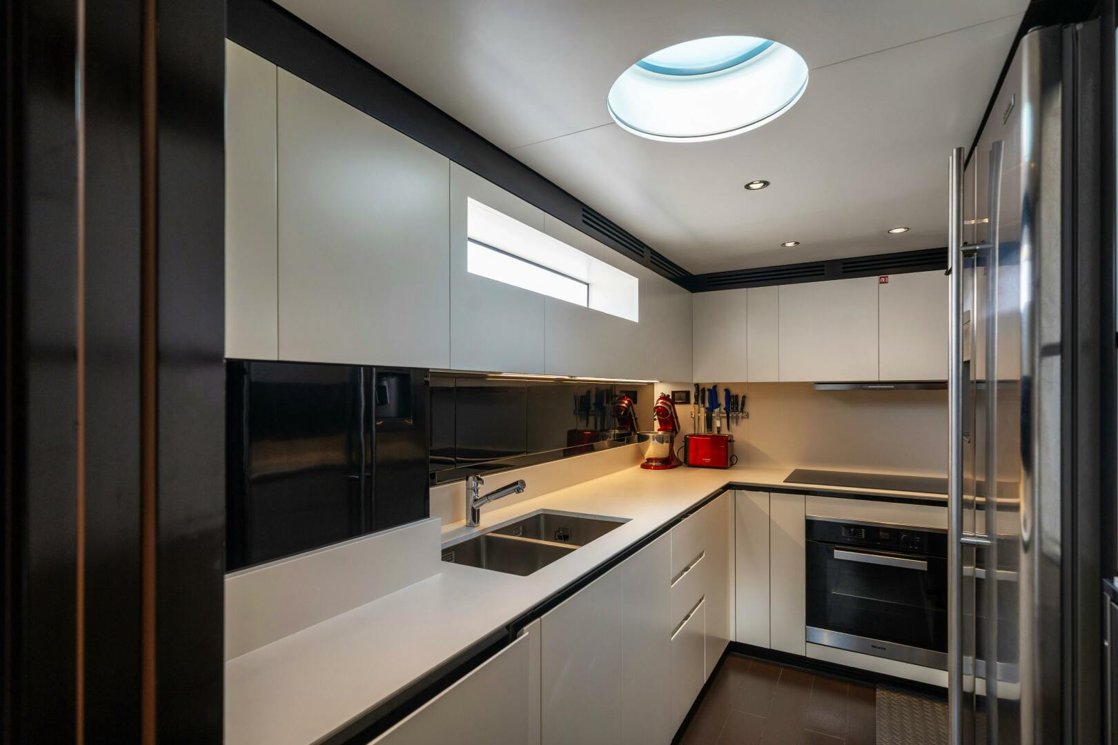 2020 Azimut Grande 27M Base - Image 43