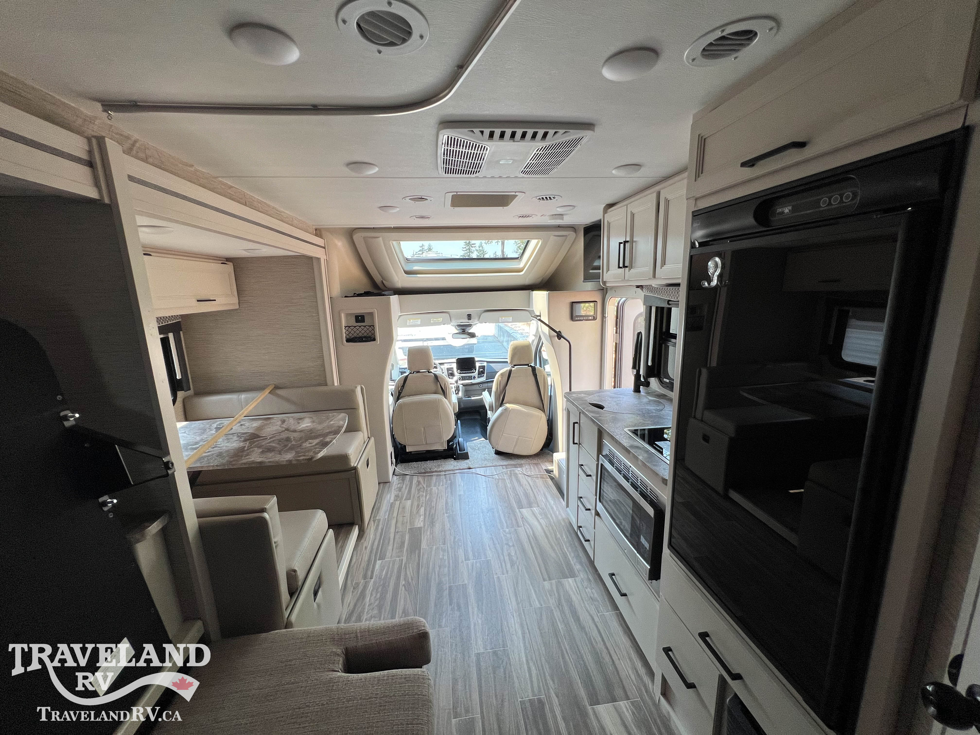 2022 Thor Motor Coach Gemini RUV 23TW - Image 4