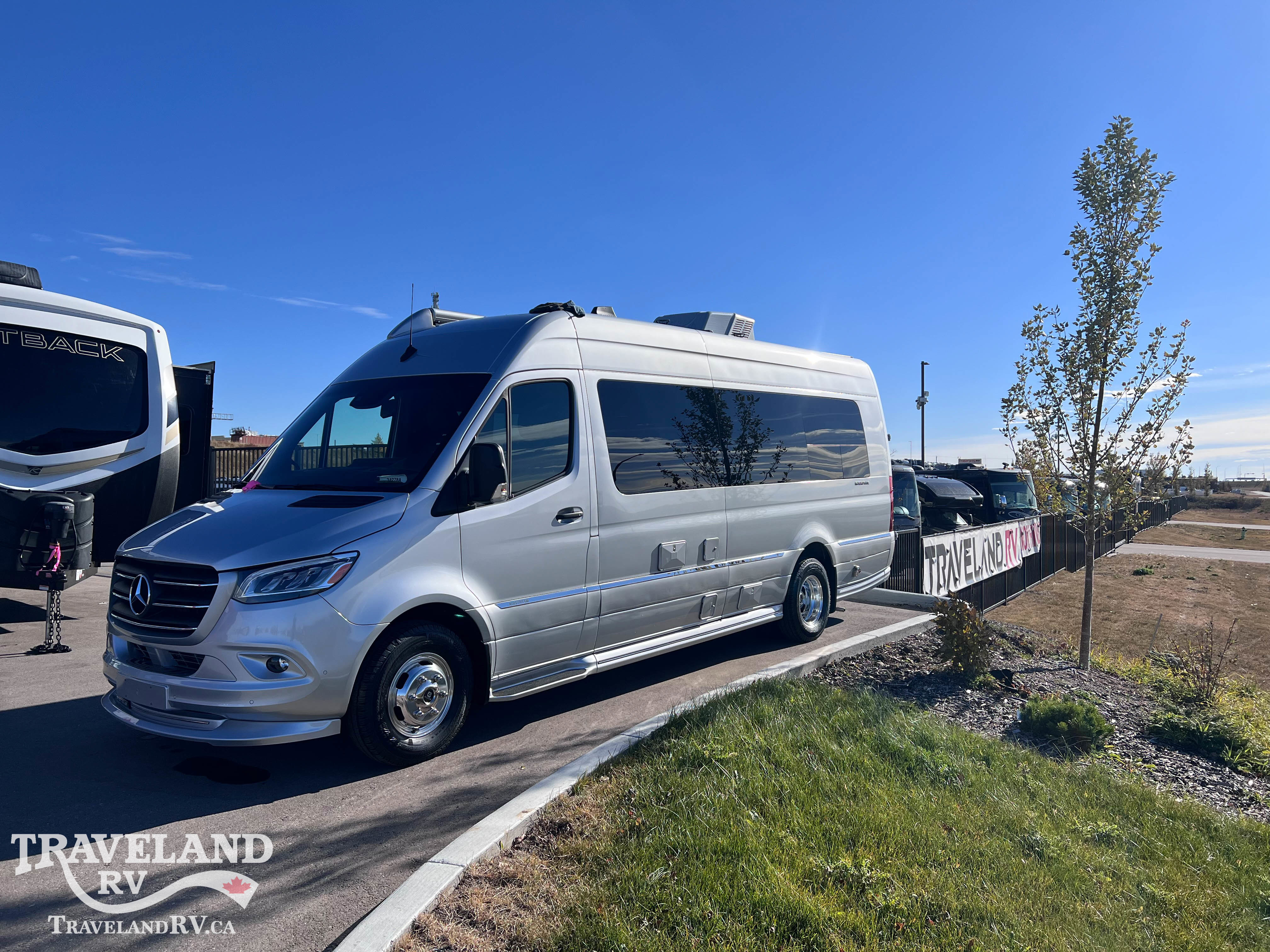 2023 AIRSTREAM INTERSTATE 24GT E-1 PKG - Image 25